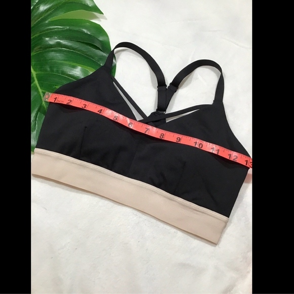 NEW Zella Sneak Peek‎ Sports Bra in Black/Cream [SZ XS ] - Picture 3 of 8